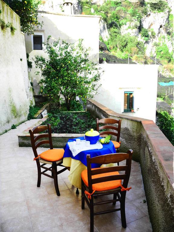 Appartement Amalfi Antica à Atrani Extérieur photo